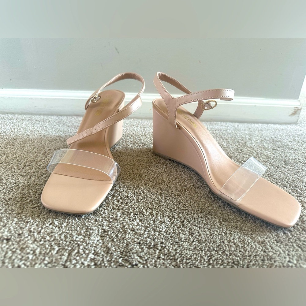 DREAMPARIS Nude Wedge Sandals - Size 9